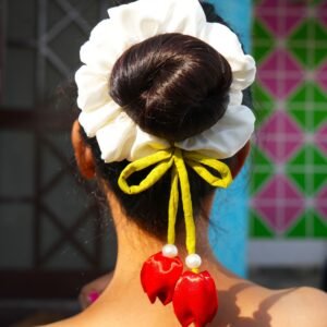 Double Tulip Scrunchie (White)
