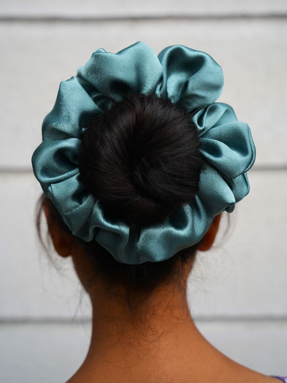 Satin Scrunchie Large - Image 2